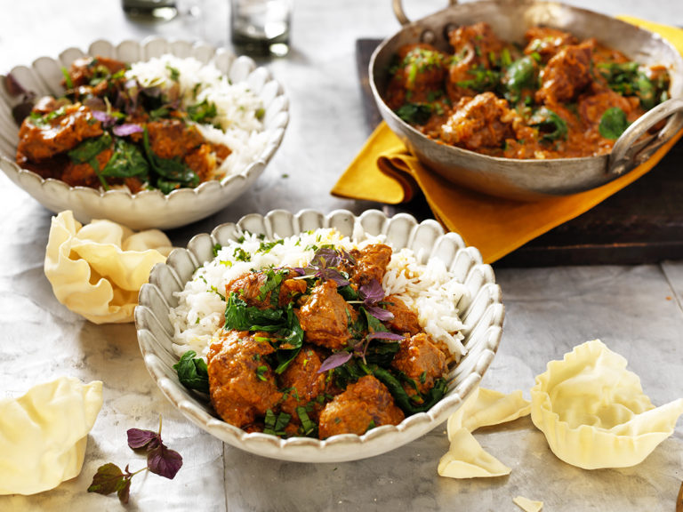 Recipe Lamb Rogan Josh with Yoghurt & Spinach